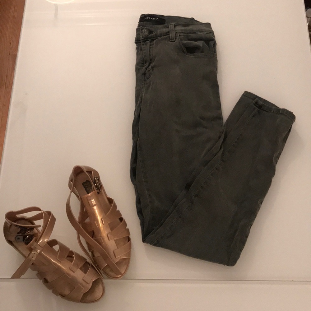 PRICE ⬇️ JBrand Skinny Jeans